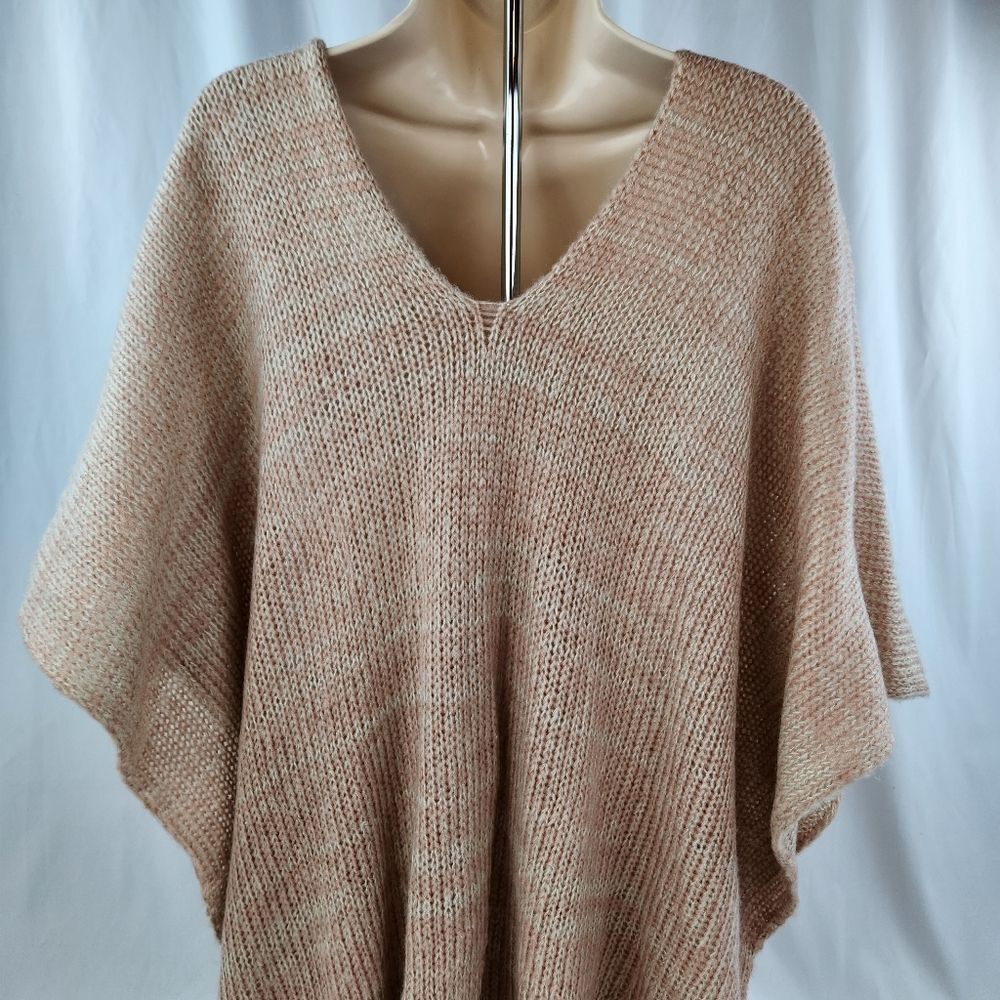🐞Mauve & White Variegated Soft Knit Poncho Sweater One Size - Picture 3 of 10